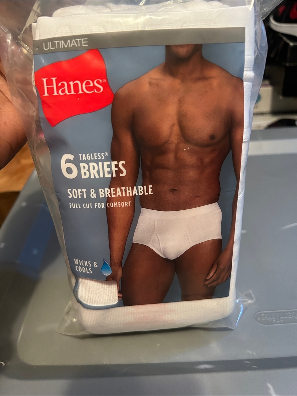 Hanes White Men's Tagless Briefs - 6 Pack
